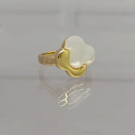 ANILLO TIPO VAN CLEFF CON PIEDRA NACAR