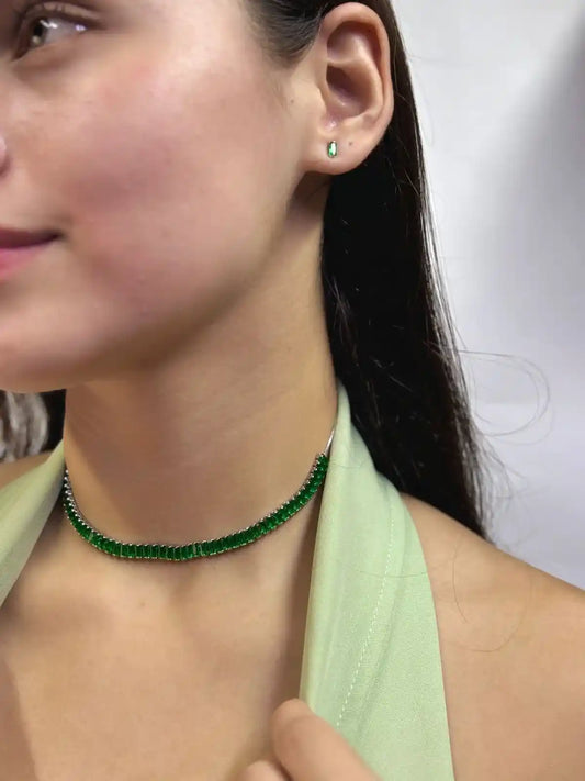 COLLAR DE PIEDRAS VERDES